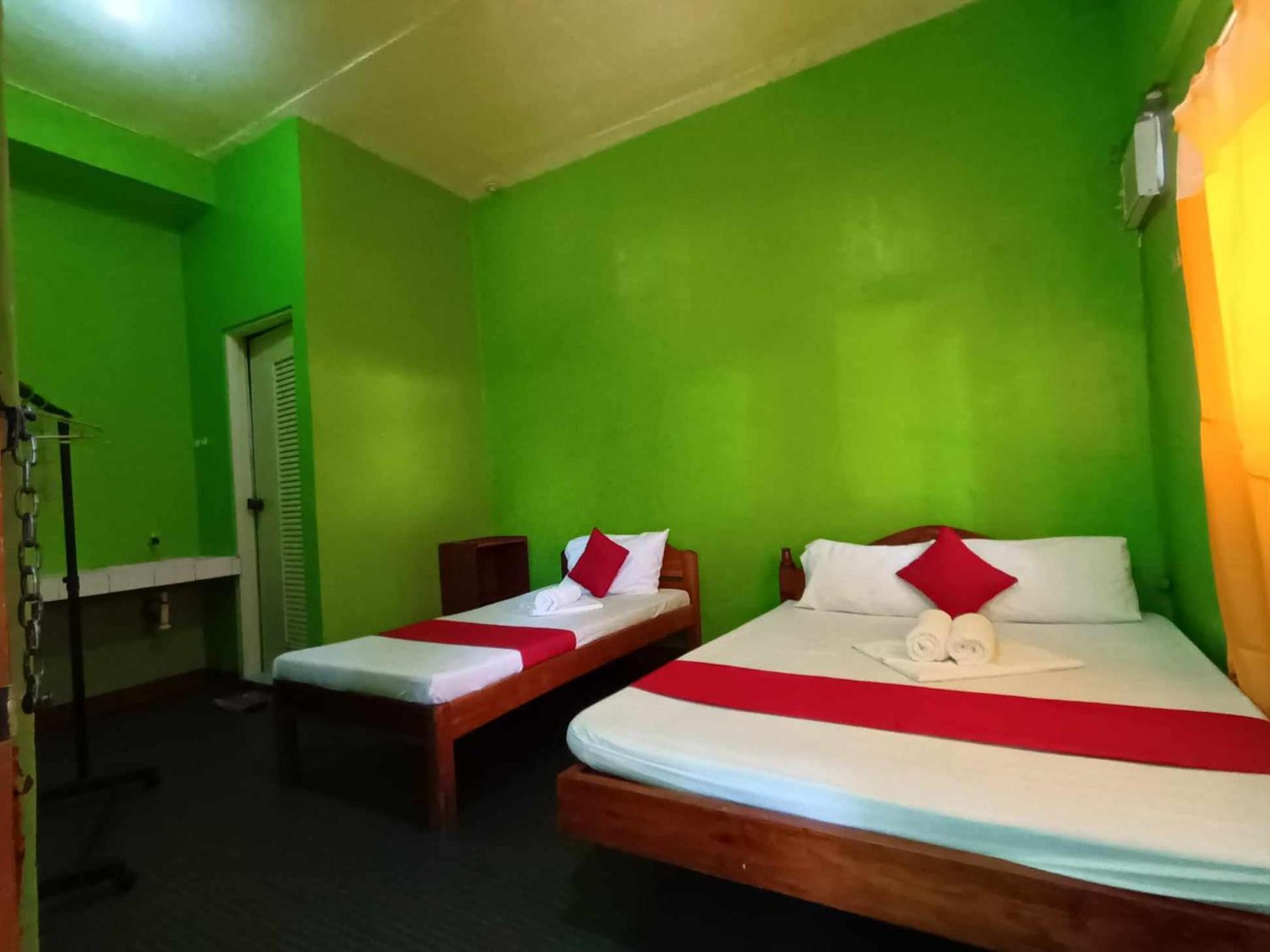 William Hearts Pension Puerto Princesa Ngoại thất bức ảnh